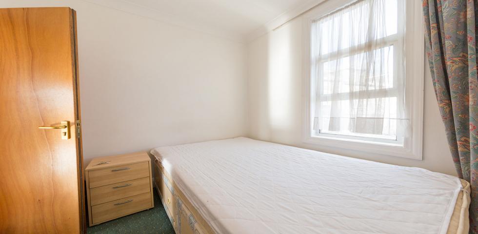 			LET, 2 Bedroom, 1 bath, 1 reception Apartment			 Burnley Road, DOLLIS HILL
